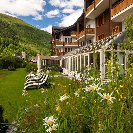 Hotel Hubertus Obergesteln エクステリア 写真