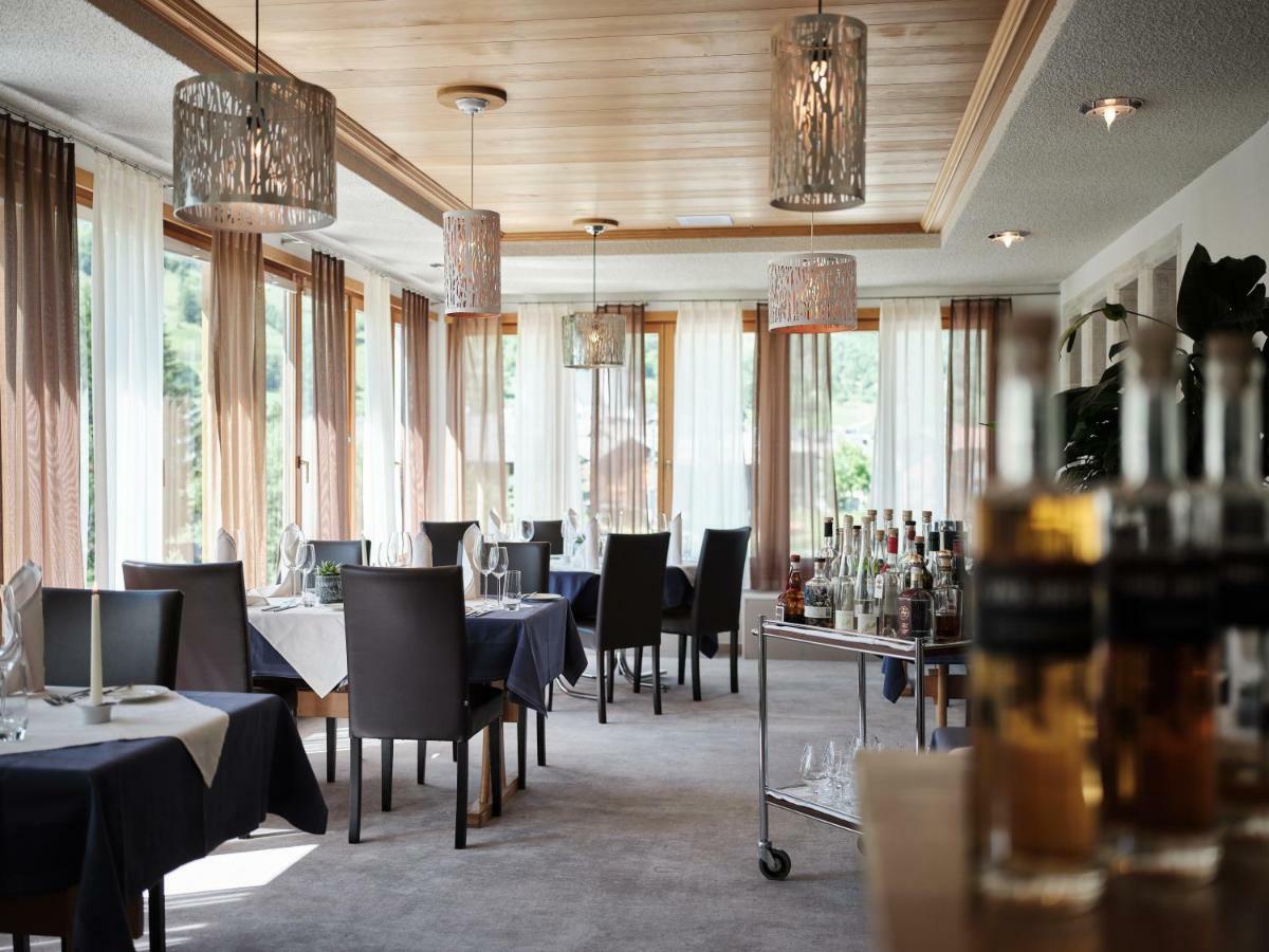 Hotel Hubertus Obergesteln エクステリア 写真