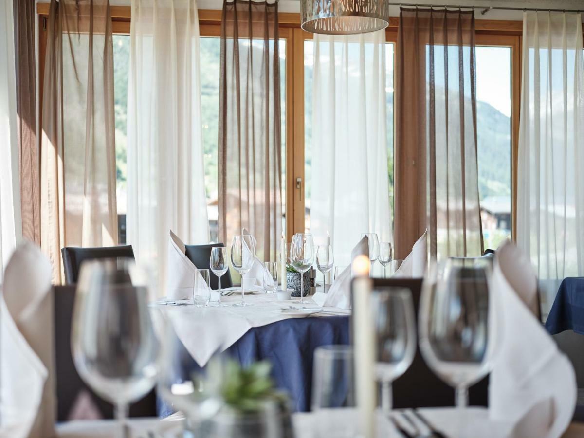 Hotel Hubertus Obergesteln エクステリア 写真